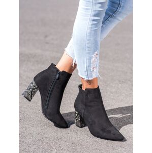 Pěkné  kotníčkové boty dámské černé na širokém podpatku 41