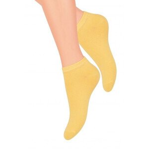 Hladké dámské ponožky Steven art.052 žlutá 38-40