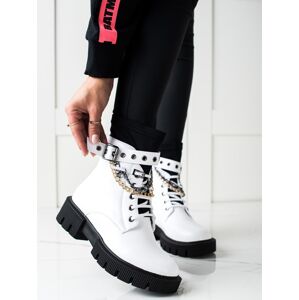 Trendy dámské  kotníčkové boty bílé na plochém podpatku 36