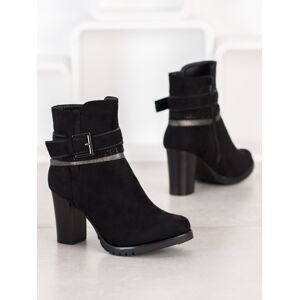 Komfortní černé  kotníčkové boty dámské na širokém podpatku 38
