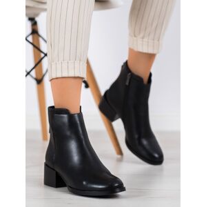 Trendy černé dámské  kotníčkové boty na plochém podpatku 36