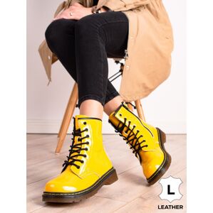Trendy  kotníčkové boty dámské zlaté na plochém podpatku 36