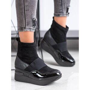Trendy černé dámské  kotníčkové boty na klínku 36