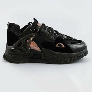Černé šněrovací boty se zvýšenou podrážkou (7002) černá XL (42)