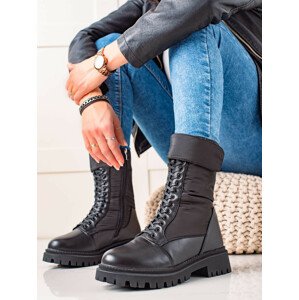 Klasické černé  kotníčkové boty dámské na plochém podpatku 36