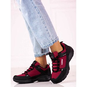 Výborné  trekingové boty černé dámské bez podpatku  37