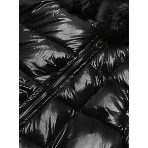 Černá prošívaná dámská zimní bunda obšitá kožešinou (1209) černá L (40)