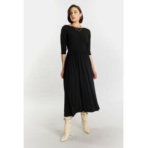 Monnari Šaty Elegantní dámské šaty Černá barva 36