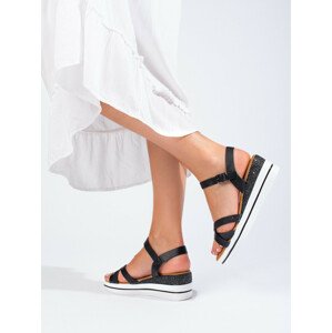 Jedinečné  sandály dámské černé na klínku  39