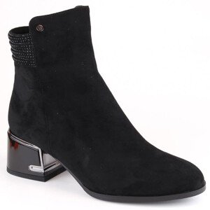 Zateplené boty na podpatku D&A S.Barski Premium Collection W OLI237 černá 38