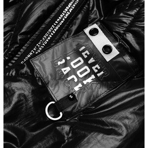Černá prošívaná dámská bunda s kapucí model 17050672 černá S (36) - Miss TiTi