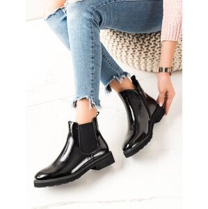 Luxusní dámské černé  kotníčkové boty na plochém podpatku 37