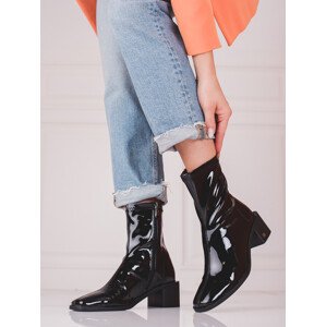 Trendy černé  kotníčkové boty dámské na širokém podpatku  37