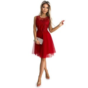 CATERINA - Velmi žensky působící červené dámské šaty s plastickou výšivkou a jemným tylem 522-3 UNI
