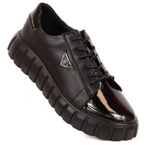 Černé kožené boty Filippo W PAW365 40