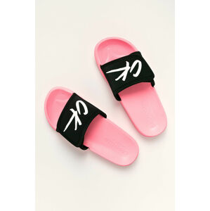 Pantofle KW0KW01028-0J6 růžovočerná - Calvin Klein růžovo-černá 39/40