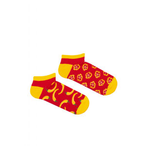 Pánské nepárové kotníkové ponožky Milena Avangard 1108 červená 44-46