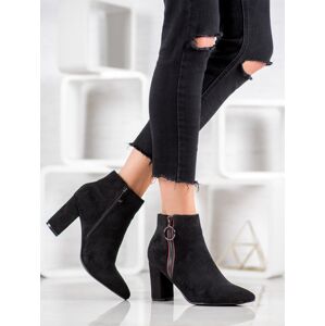 Krásné  kotníčkové boty dámské černé na širokém podpatku 39